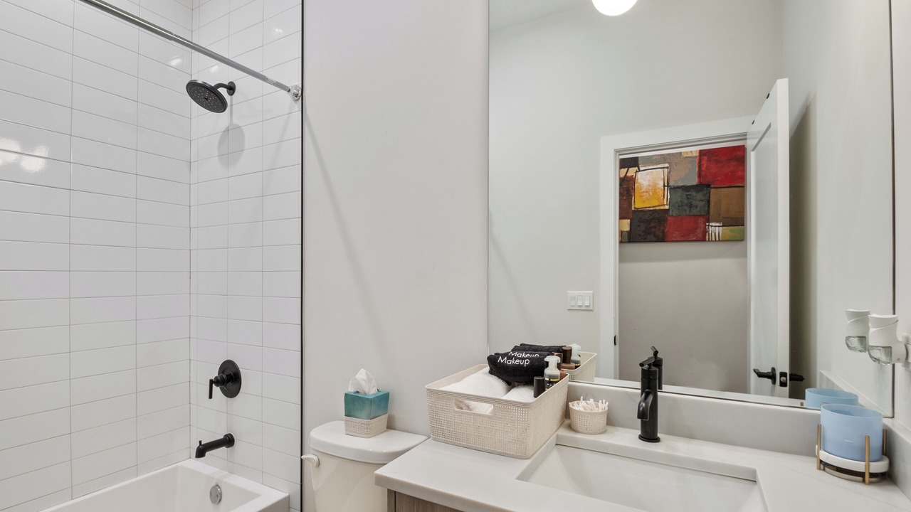 Photo of Bathroom in Grand Boulevard