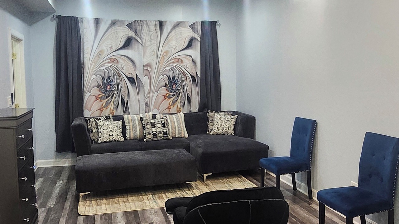 Photo of Livingroom in Greater Grand Crossing