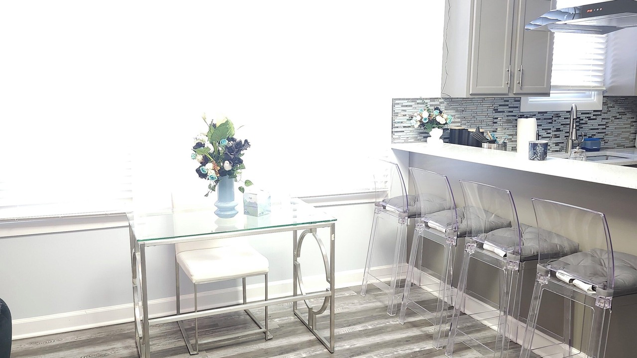 Photo of Kitchen in Greater Grand Crossing