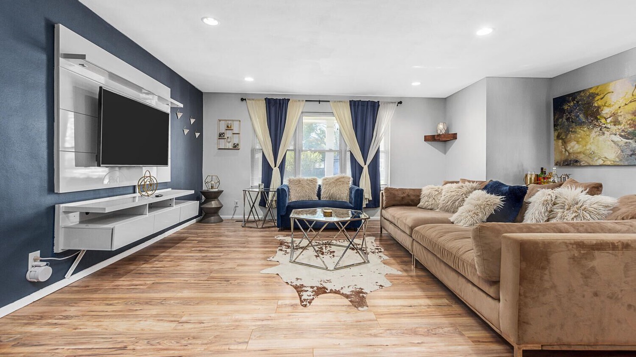 Photo of Livingroom in Belleville
