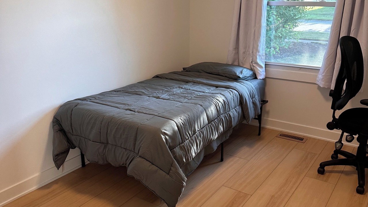 Photo of Bedroom in Wasco
