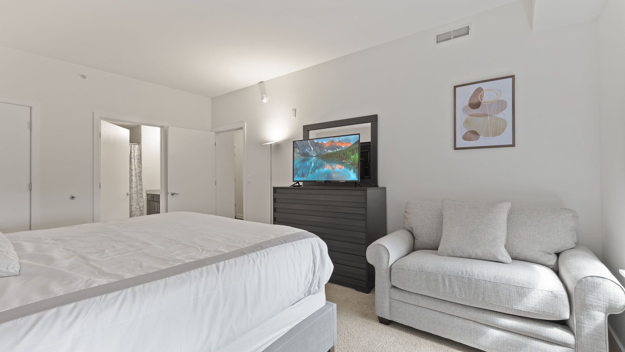 Photo of Bedroom in Evanston