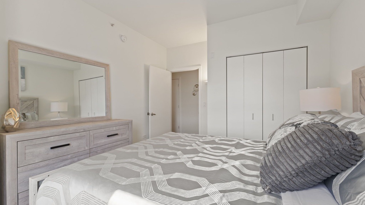 Photo of Bedroom in Evanston