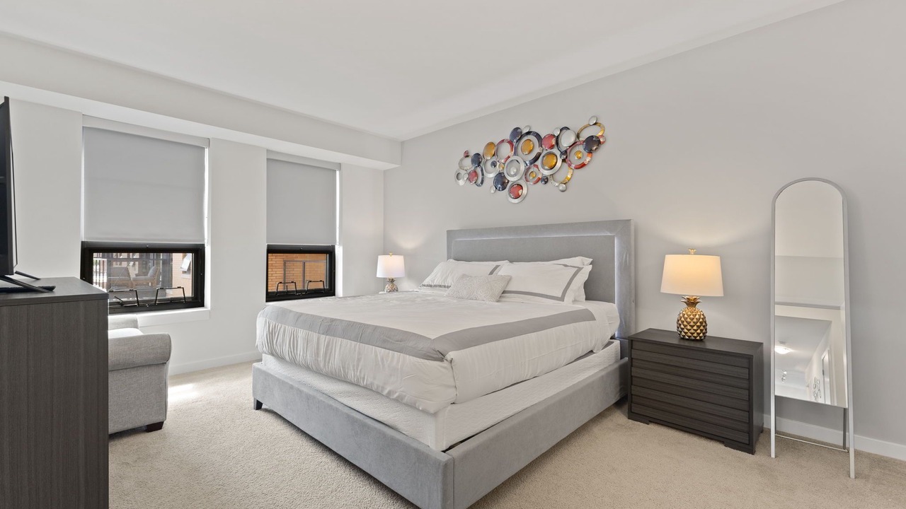 Photo of Bedroom in Evanston