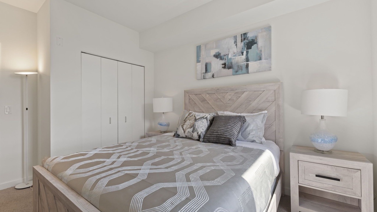 Photo of Bedroom in Evanston