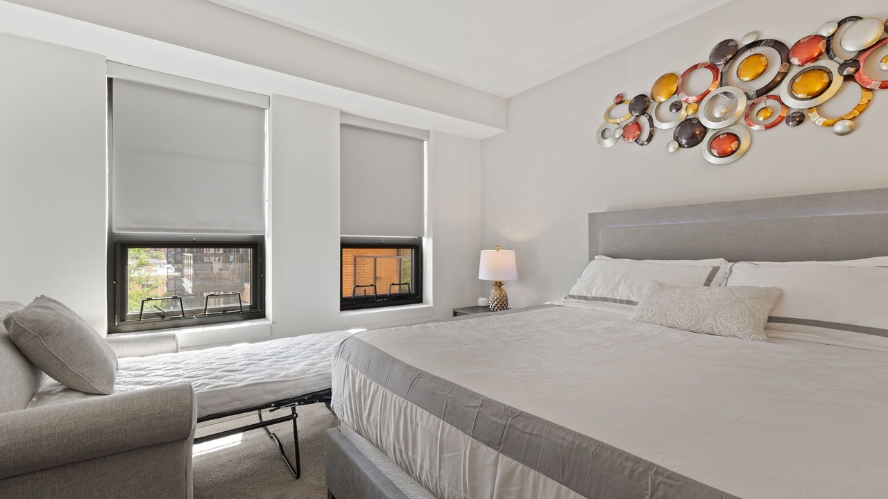 Photo of Bedroom in Evanston