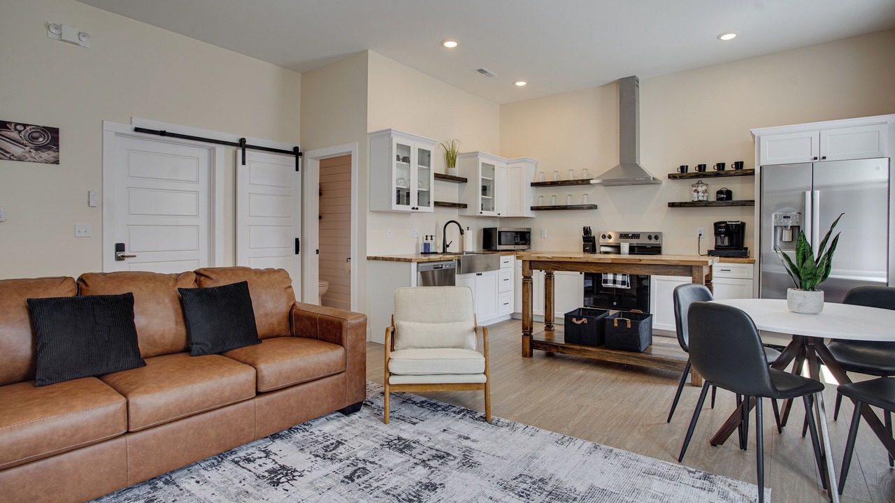 Photo of Livingroom in Highland