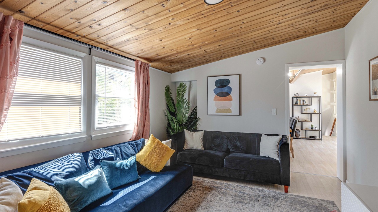 Photo of Livingroom in Highland Park