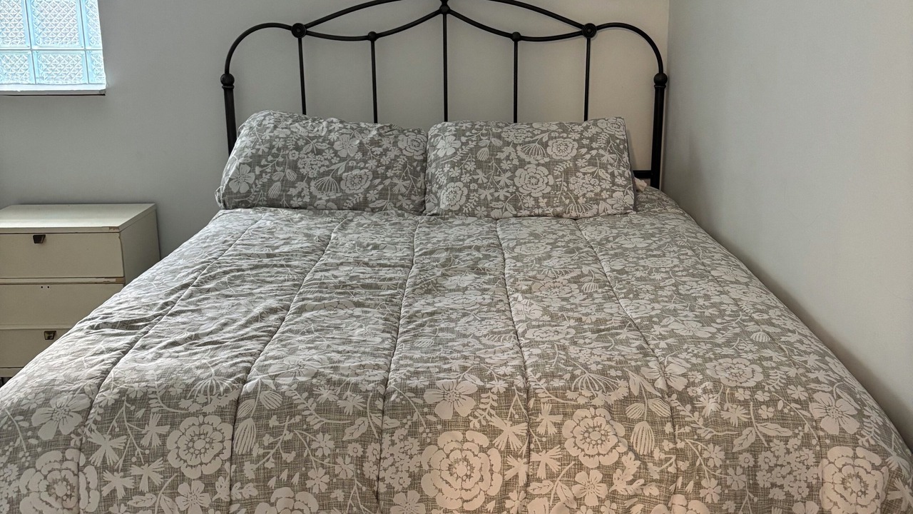 Photo of Bedroom in Cragin