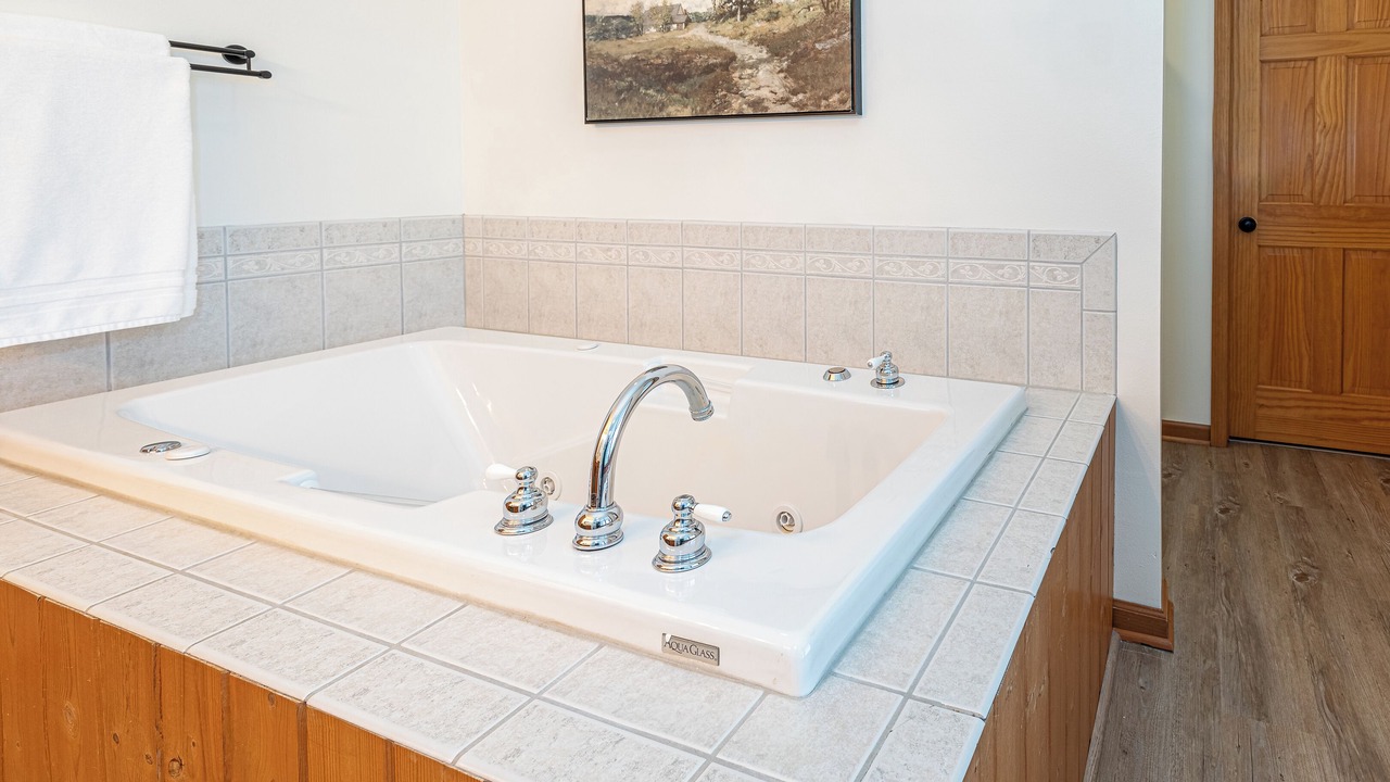 Photo of Bathroom in The Galena Territory