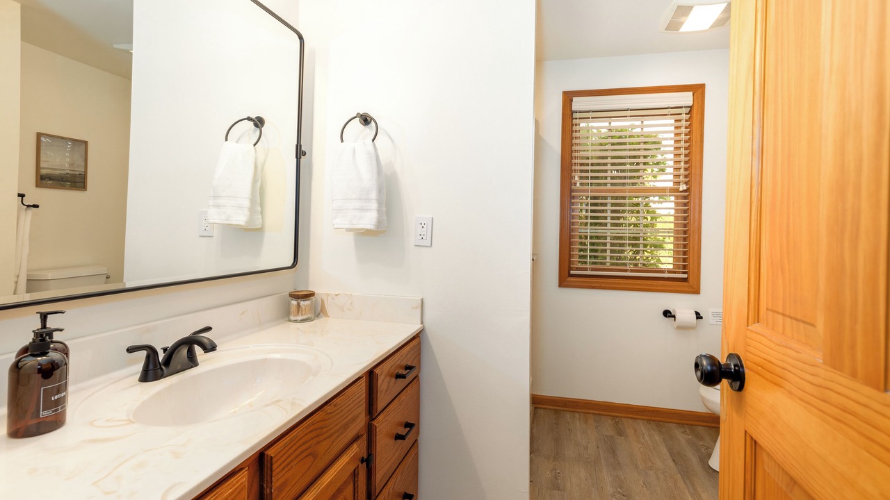 Photo of Bathroom in The Galena Territory