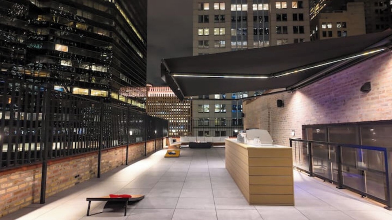Photo of Outdoor in Downtown Chicago