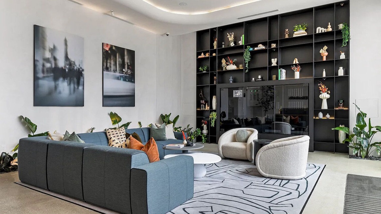Photo of Livingroom in Near West Side