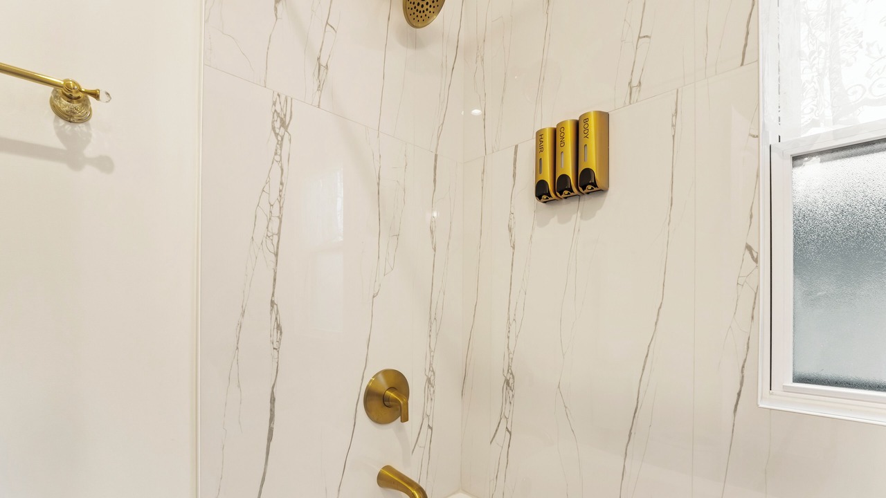 Photo of Bathroom in Glen Ellyn