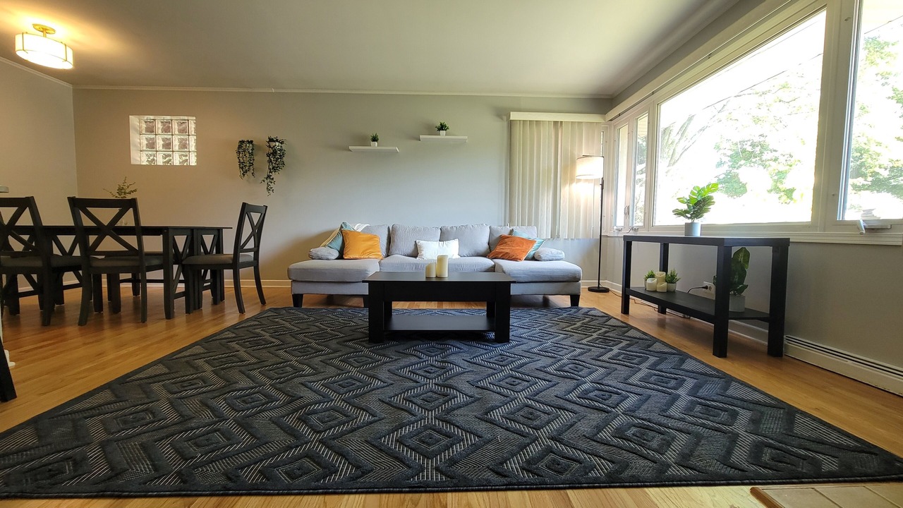 Photo of Livingroom in Northbrook