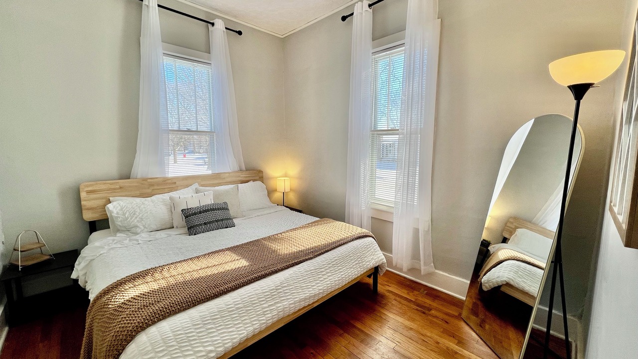 Photo of Bedroom in Champaign