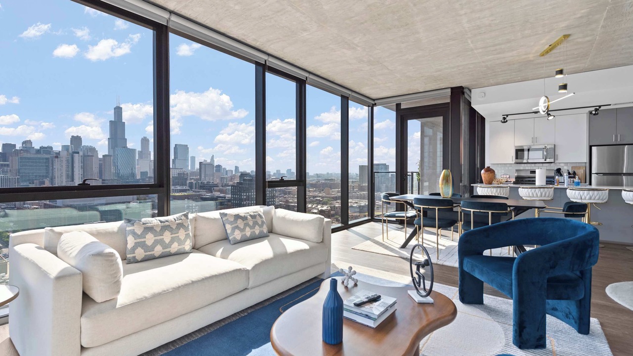 Photo of Livingroom in West Loop