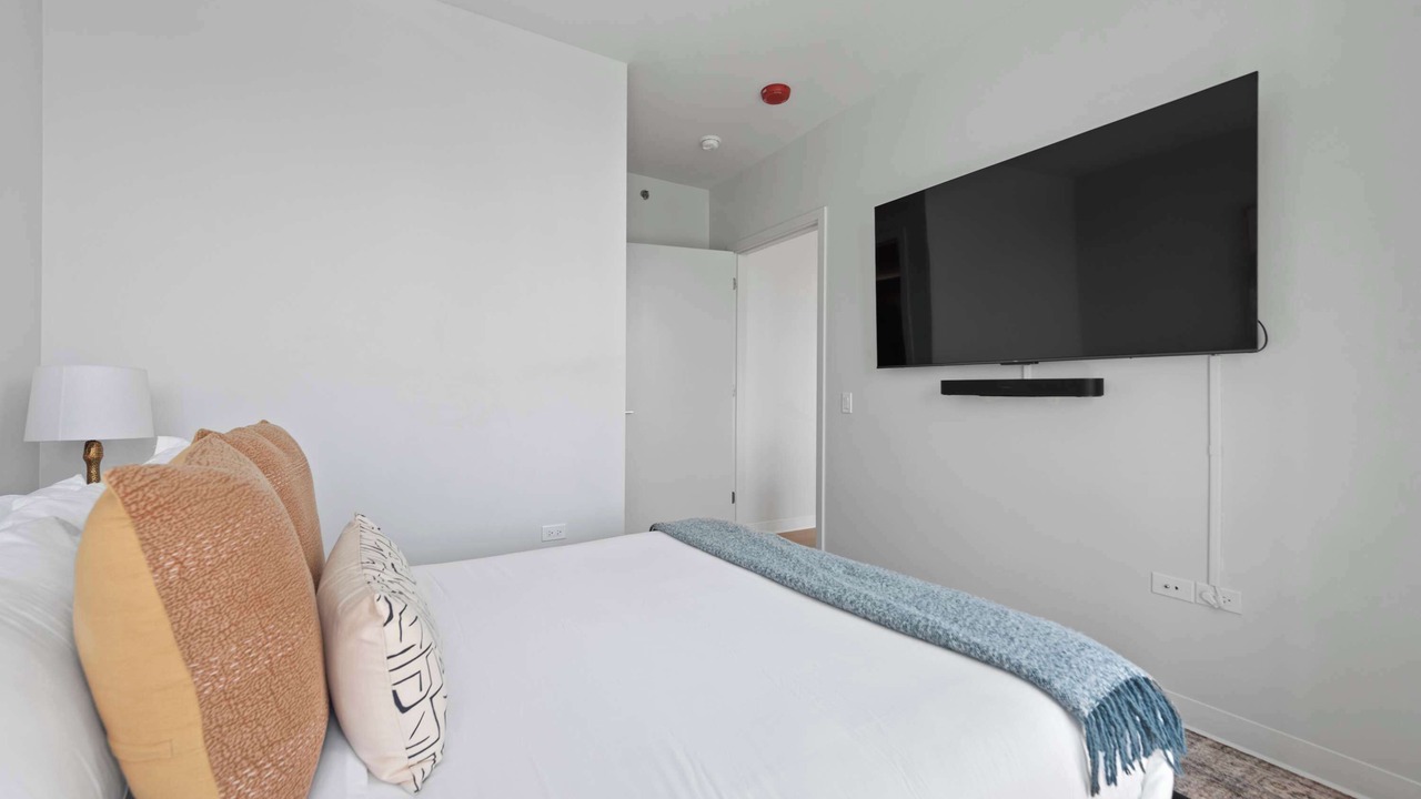 Photo of Bedroom in River North