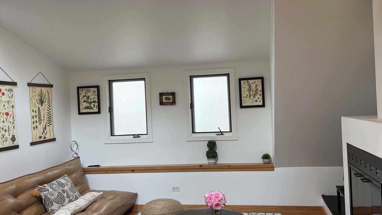 Photo of Livingroom in Wicker Park