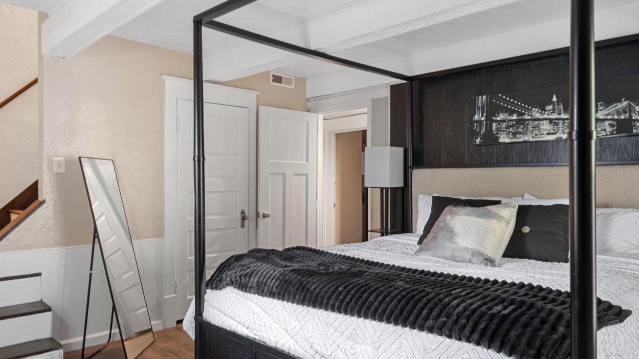 Photo of Bedroom in Springfield