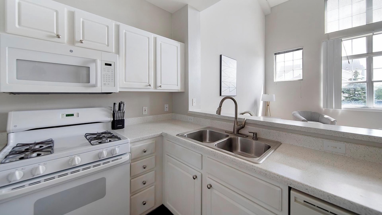 Photo of Kitchen in West Dundee