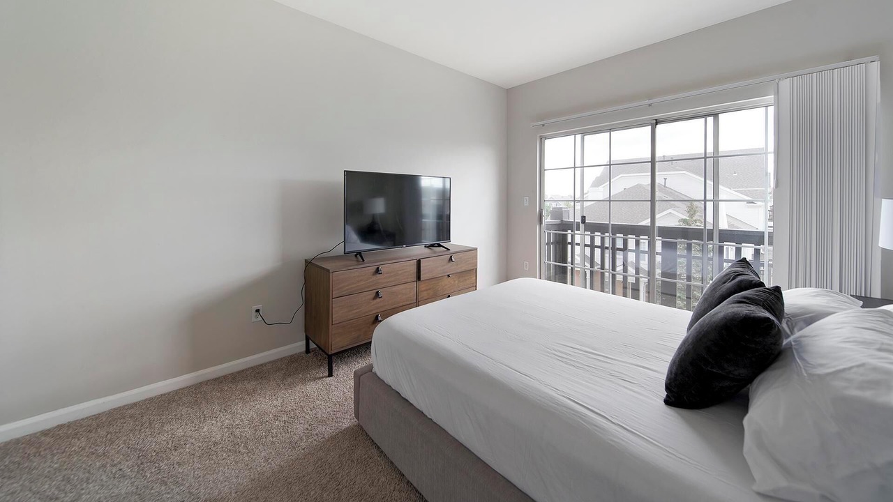 Photo of Bedroom in West Dundee