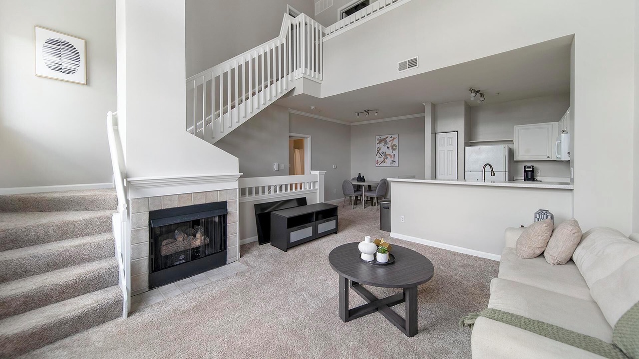 Photo of Livingroom in West Dundee