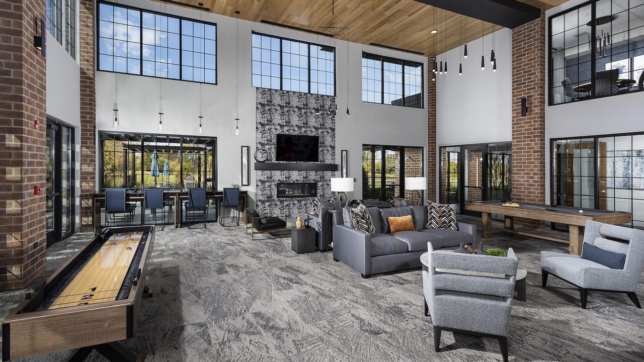 Photo of Livingroom in Schaumburg
