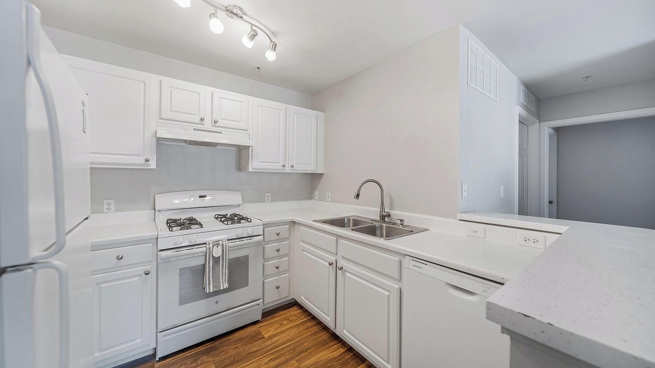Photo of Kitchen in West Dundee