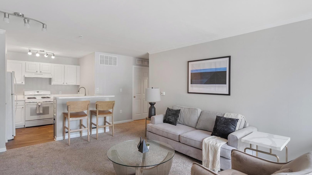 Photo of Livingroom in West Dundee