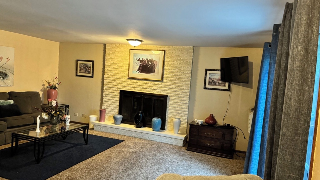 Photo of Livingroom in Matteson