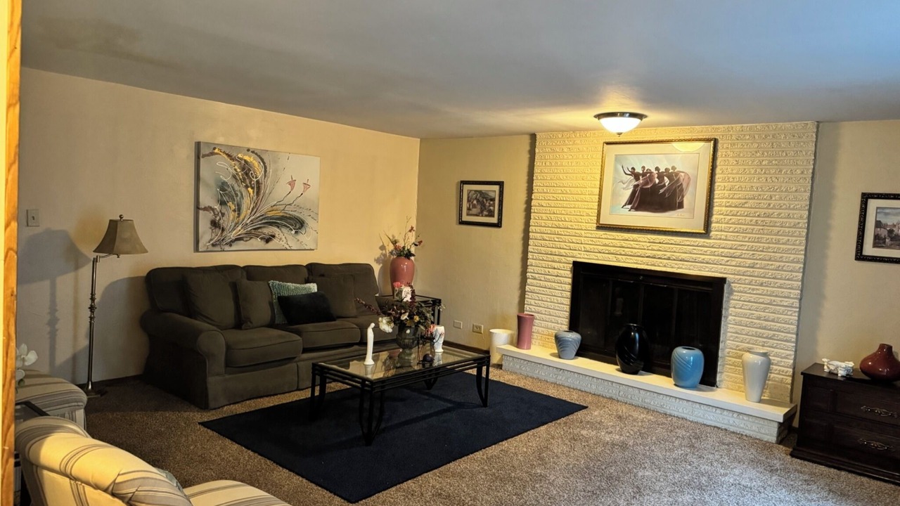 Photo of Livingroom in Matteson