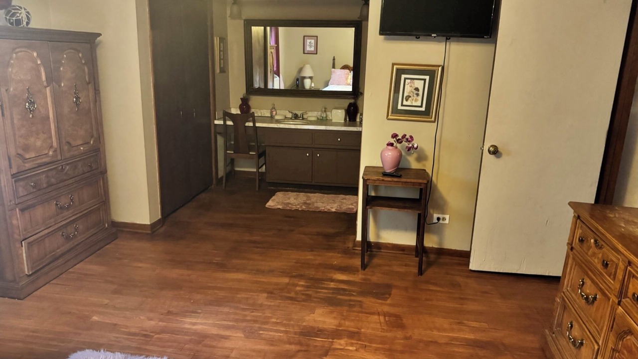 Photo of Bedroom in Matteson
