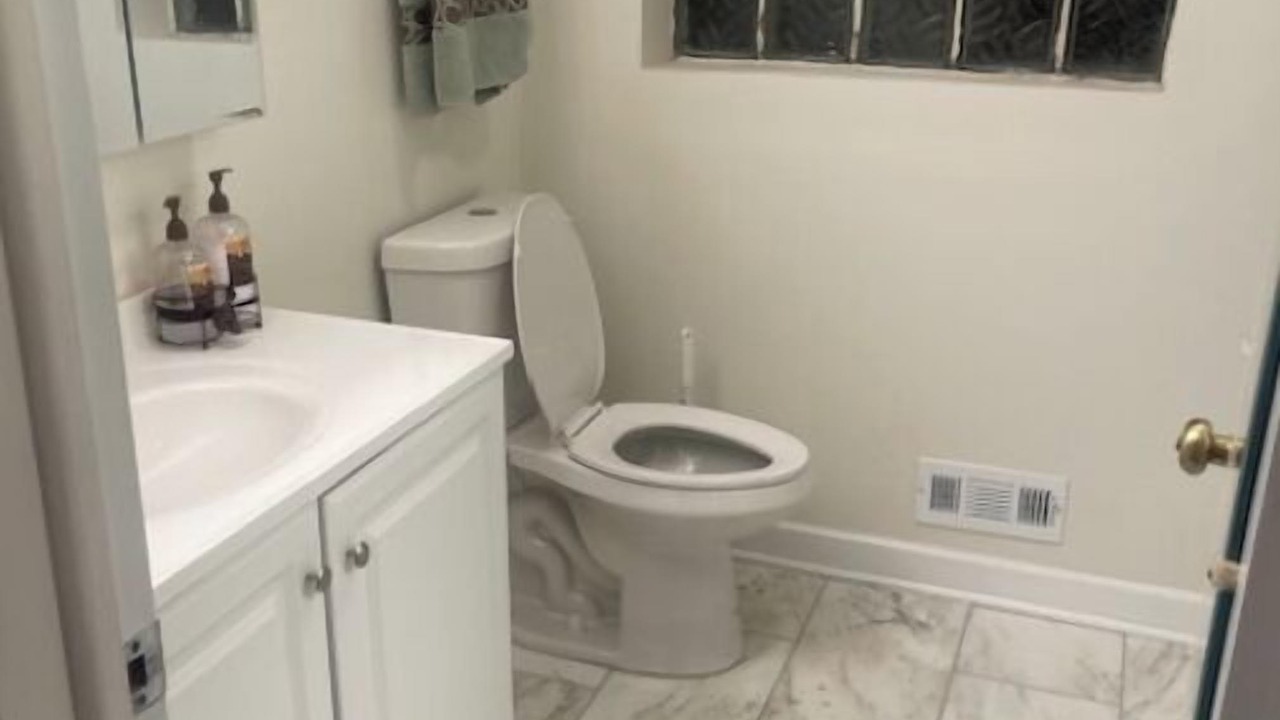 Photo of Bathroom in Calumet Heights