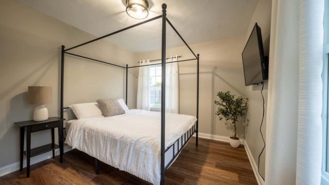 Photo of Bedroom in Streamwood
