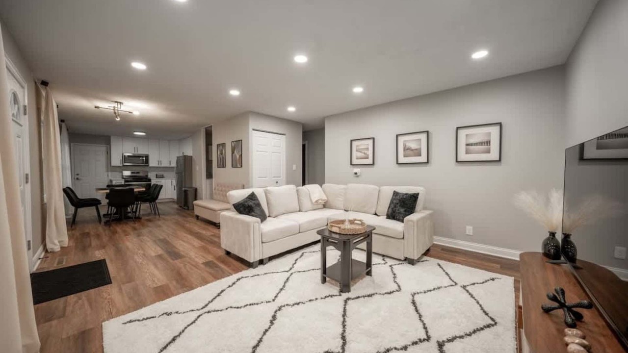 Photo of Livingroom in Streamwood