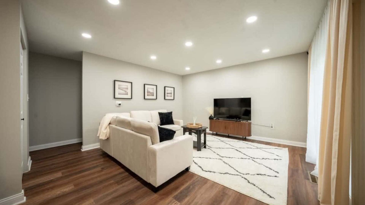 Photo of Livingroom in Streamwood