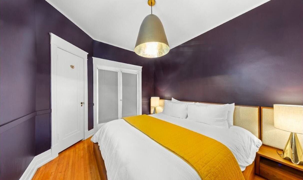 Photo of Bedroom in Wrigleyville