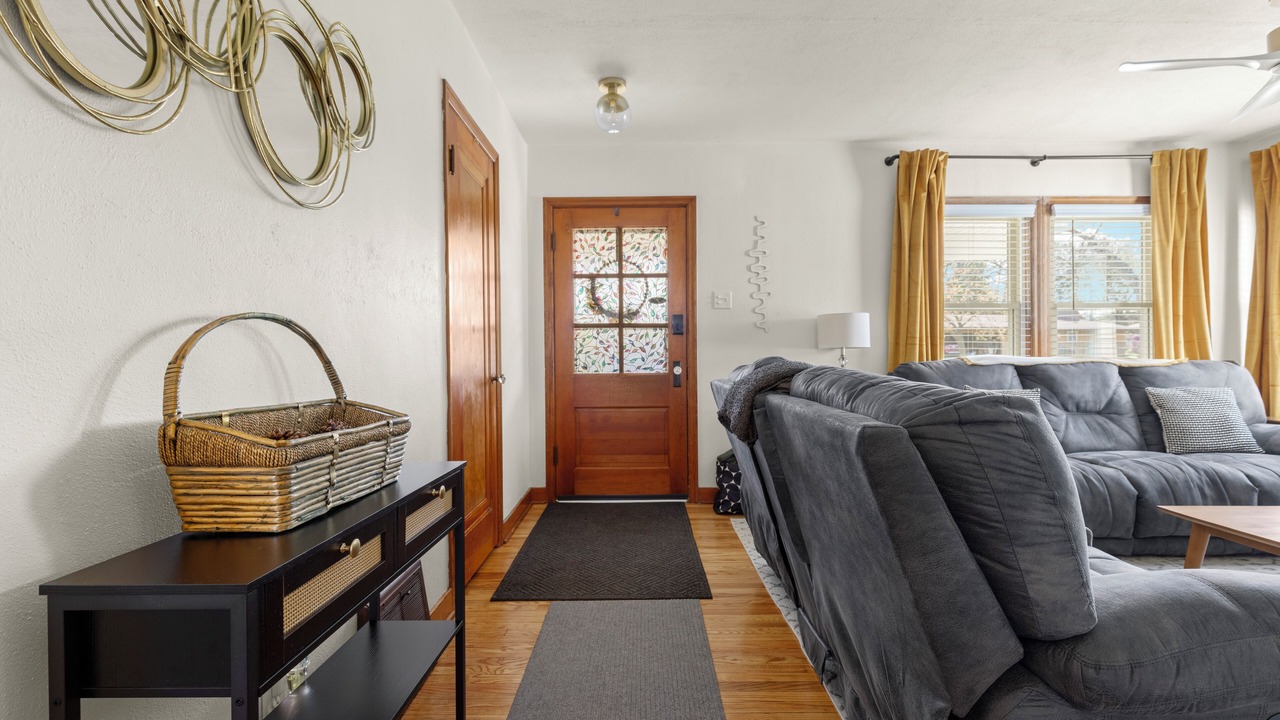 Photo of Livingroom in Winnebago