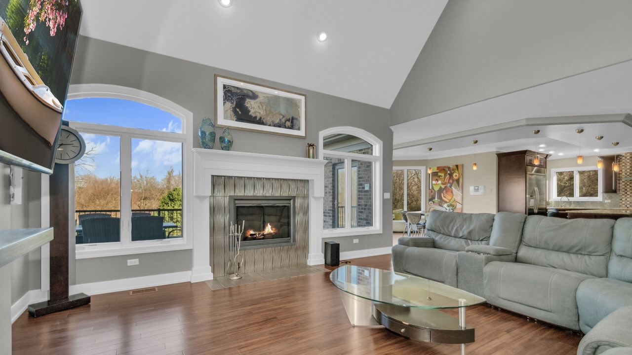 Photo of Livingroom in Mokena
