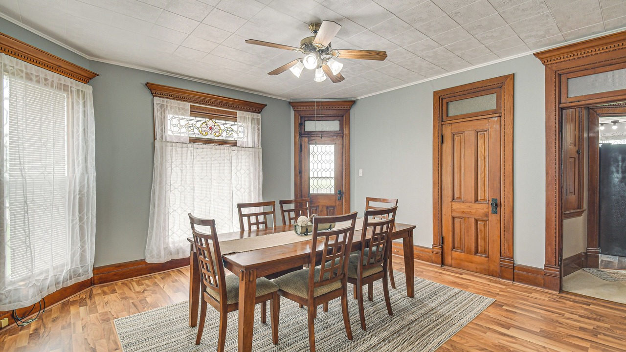 Photo of Livingroom in Biggsville