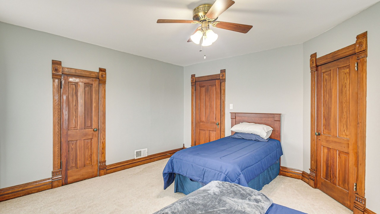 Photo of Bedroom in Biggsville