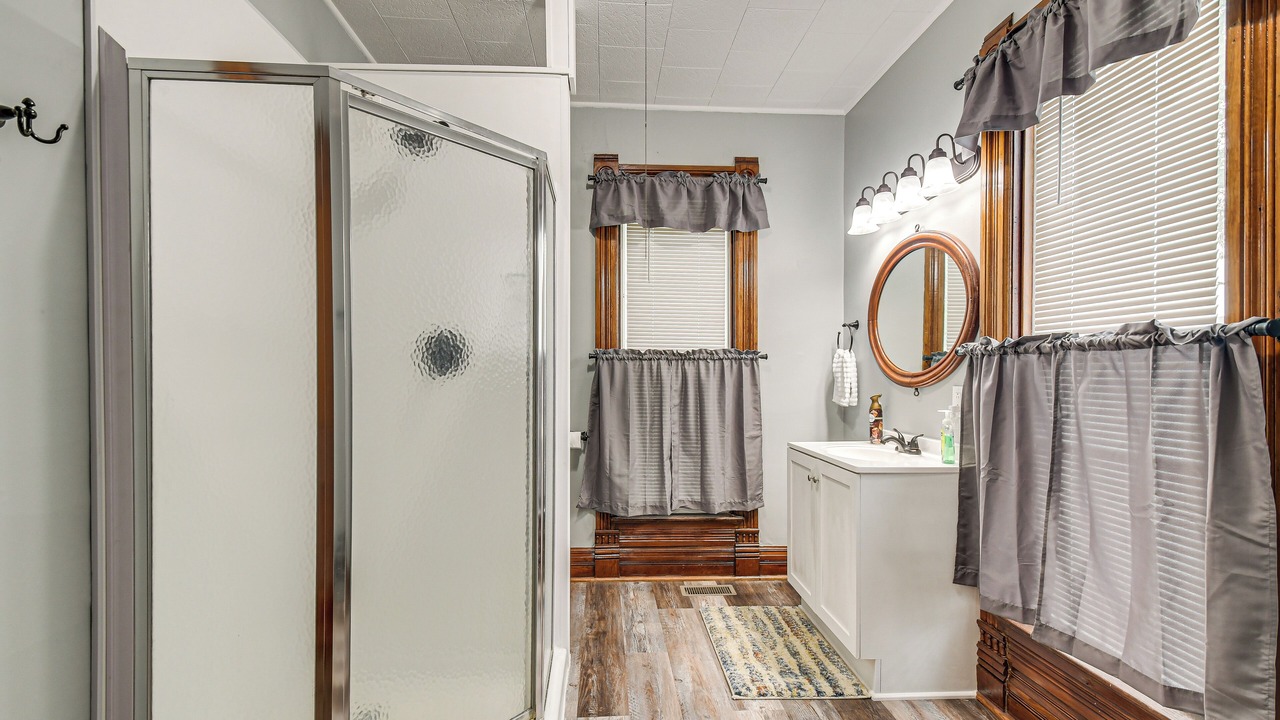 Photo of Bathroom in Biggsville