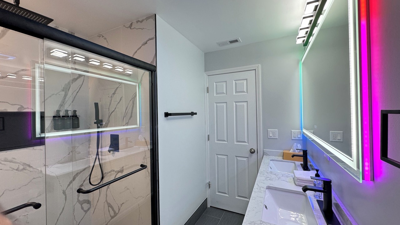 Photo of Bathroom in Des Plaines