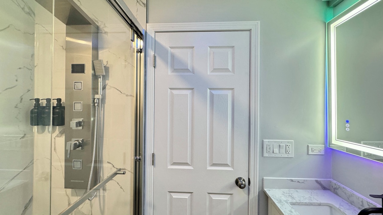 Photo of Bathroom in Des Plaines