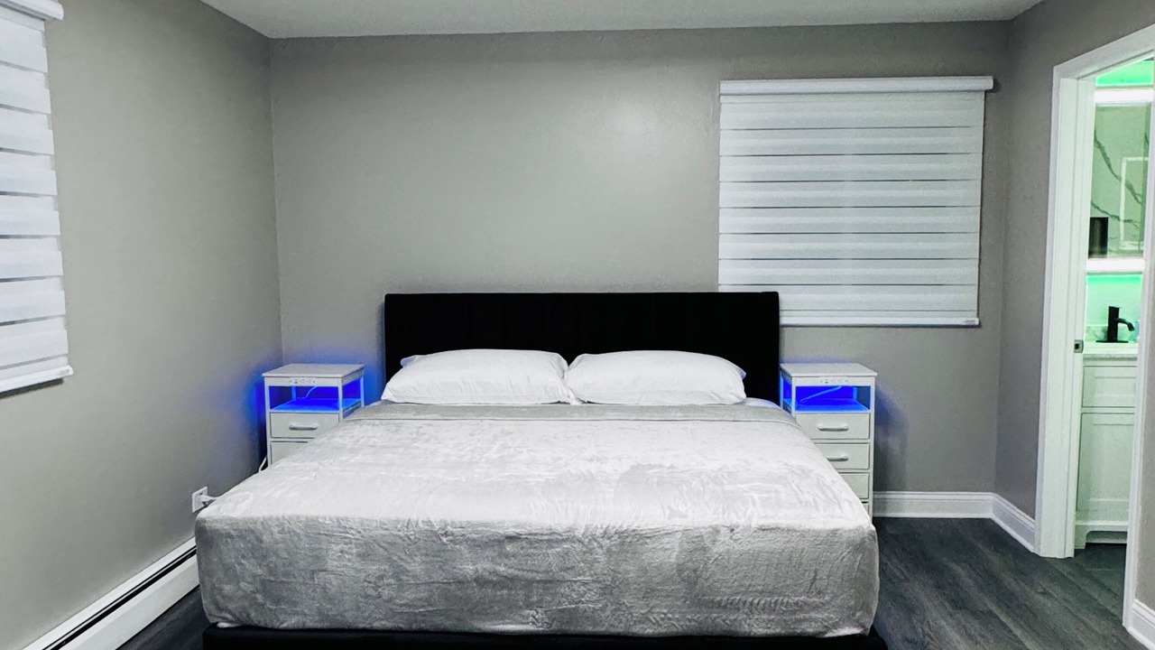 Photo of Bedroom in Des Plaines