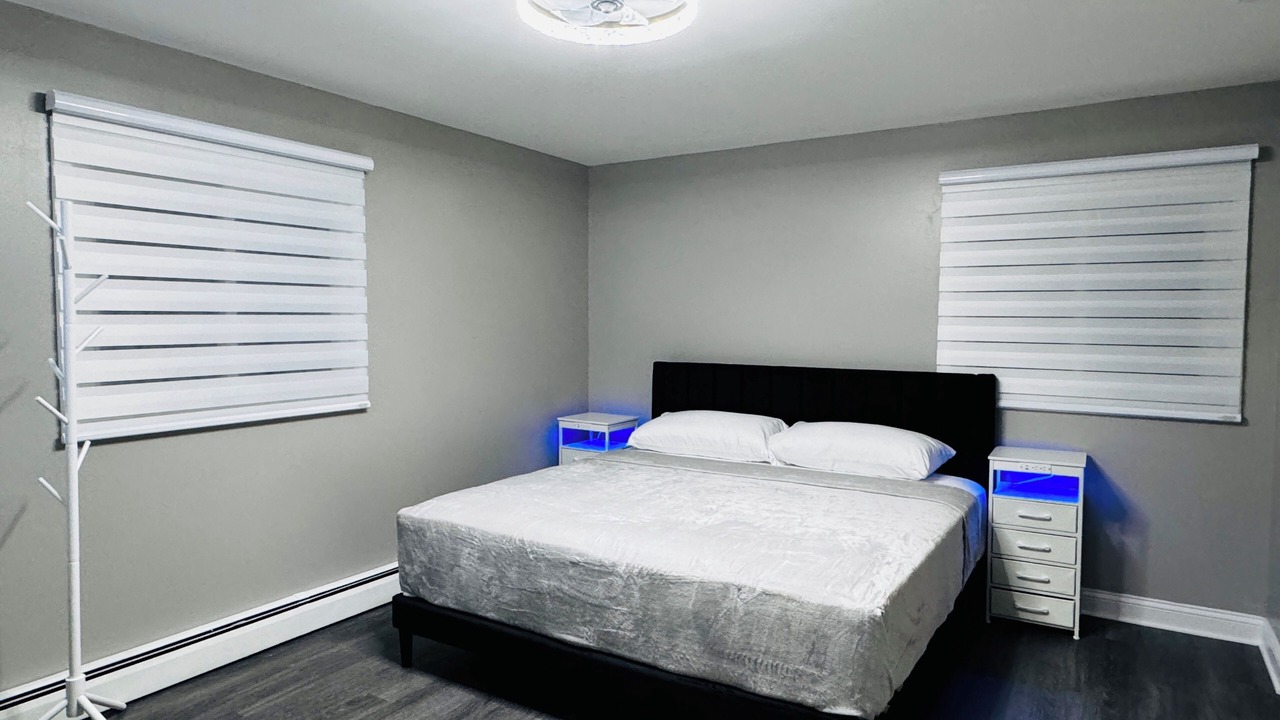 Photo of Bedroom in Des Plaines