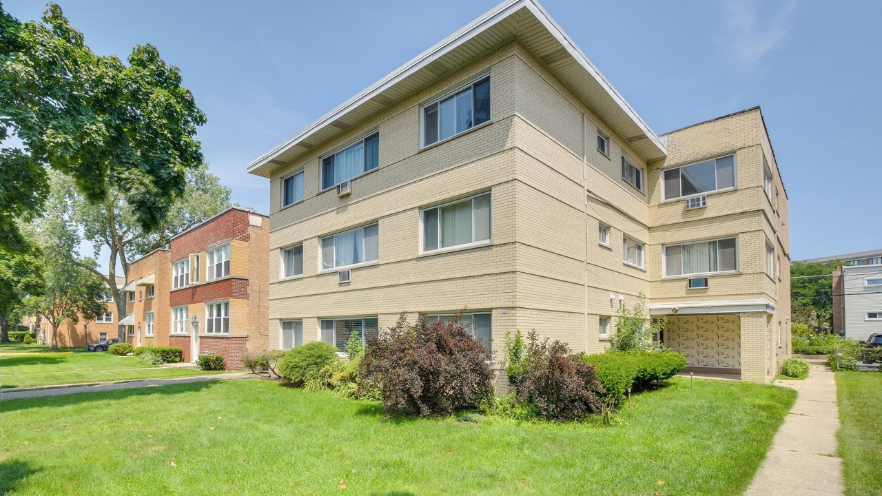 Photo of Outdoor in Skokie