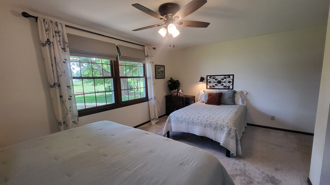 Photo of Bedroom in Groveland