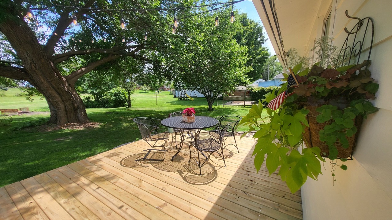 Photo of Outdoor in Groveland